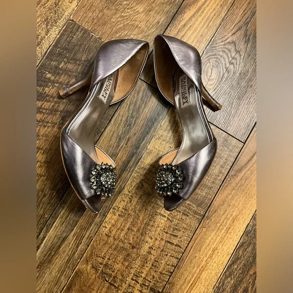 BADGLEY MISCHKA WOMENS BRIDAL DARK SILVER PUMP HEEL SIZE 6 - Picture 3 of 9